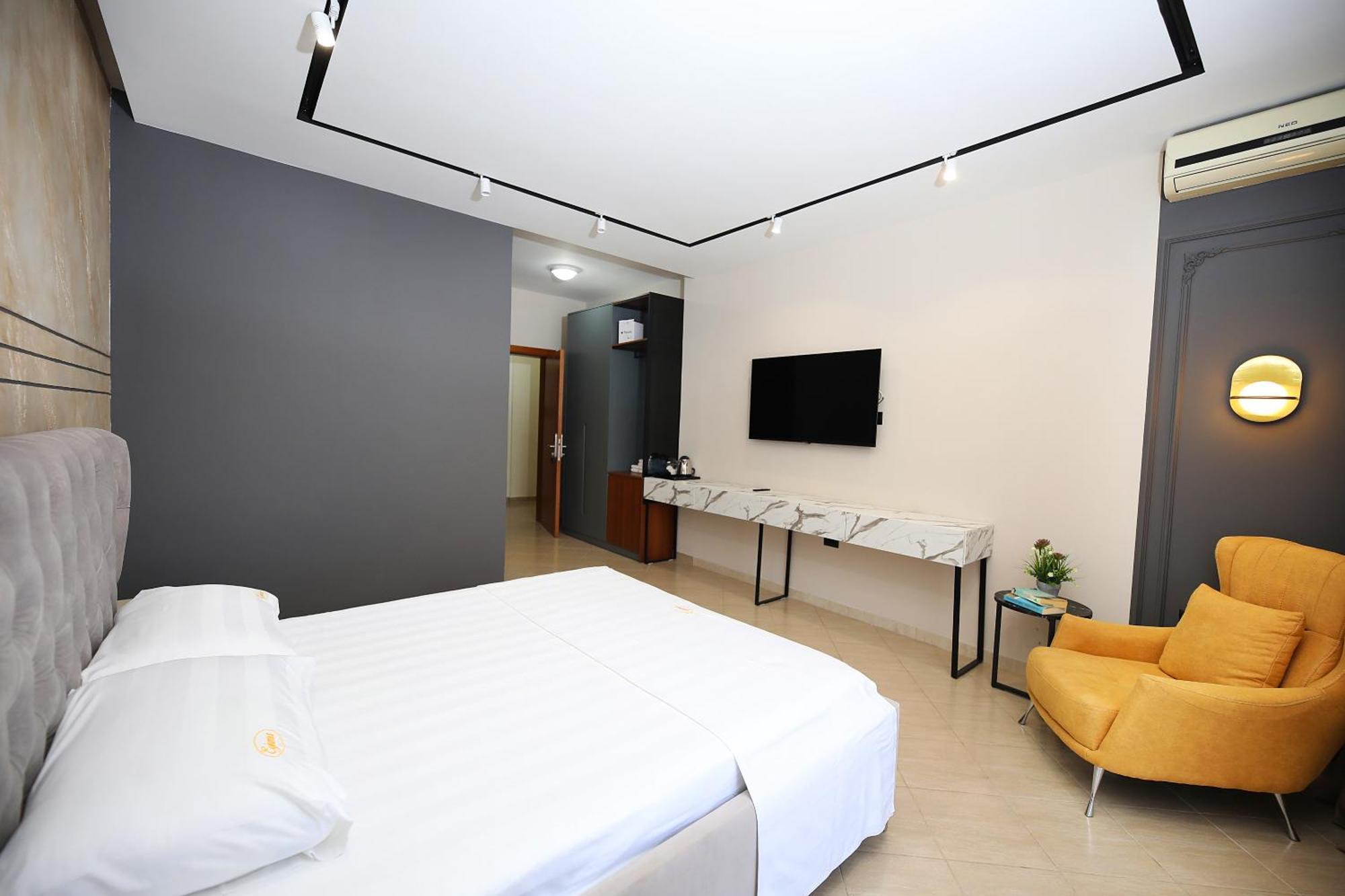 Hotel Erjuma Vlore Exterior photo